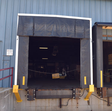 DOCK SHELTER 24 IN PROJECTION 11X10.5 FT